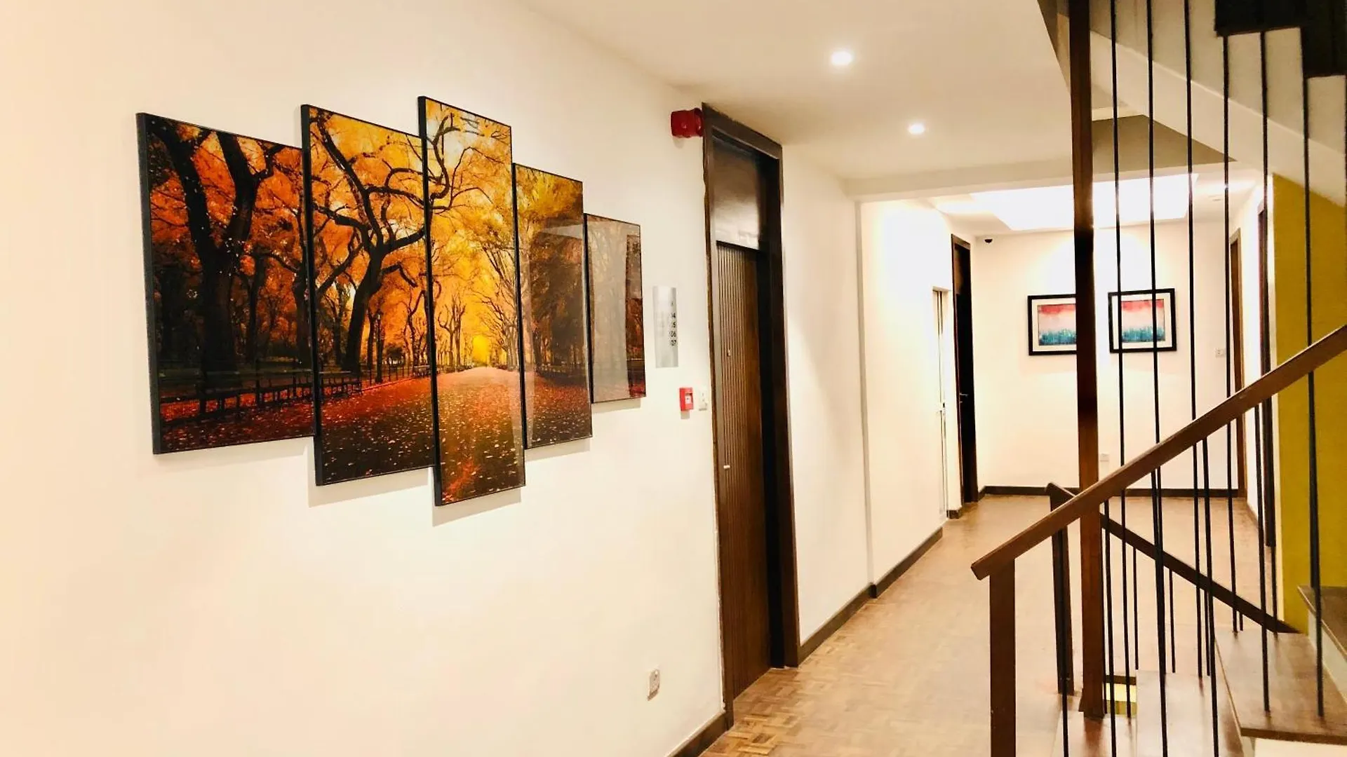 ** Hotel Tropic Inn - Mount Lavinia Watumulla Sri Lanka