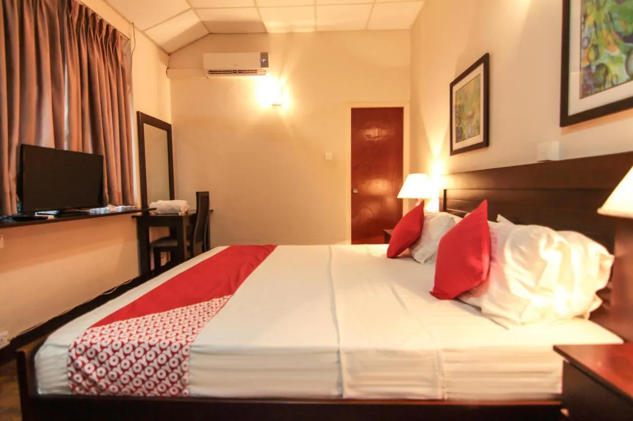 Tropic Inn - Mount Lavinia Watumulla