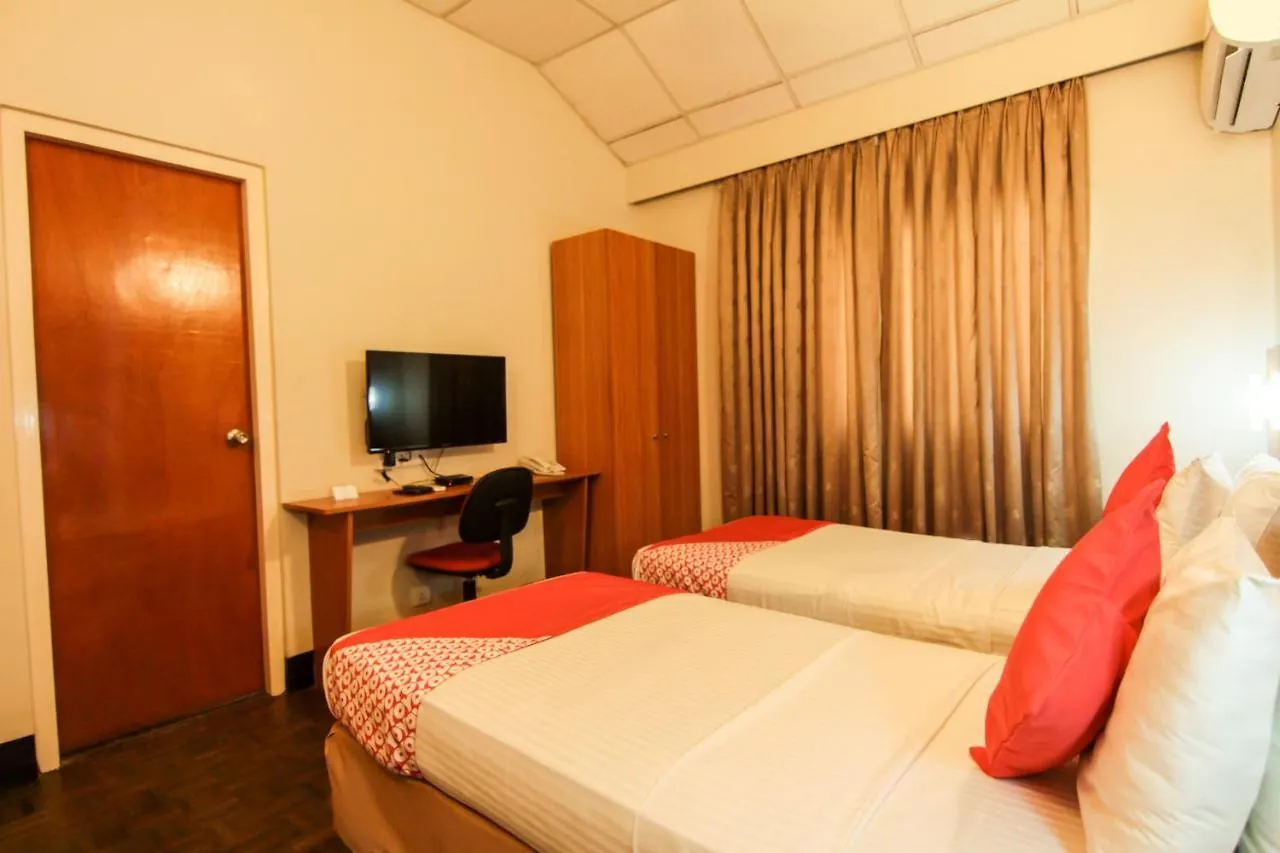 Hotel Tropic Inn - Mount Lavinia Watumulla