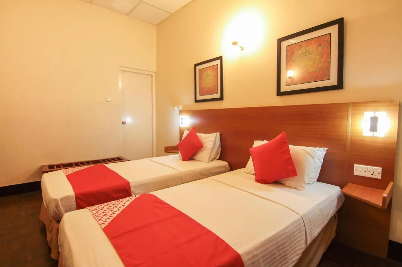 Tropic Inn - Mount Lavinia Watumulla 2*,  Sri Lanka