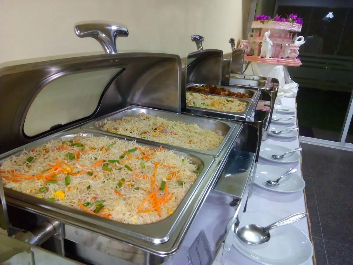 Tropic Inn - Mount Lavinia Watumulla 2*,