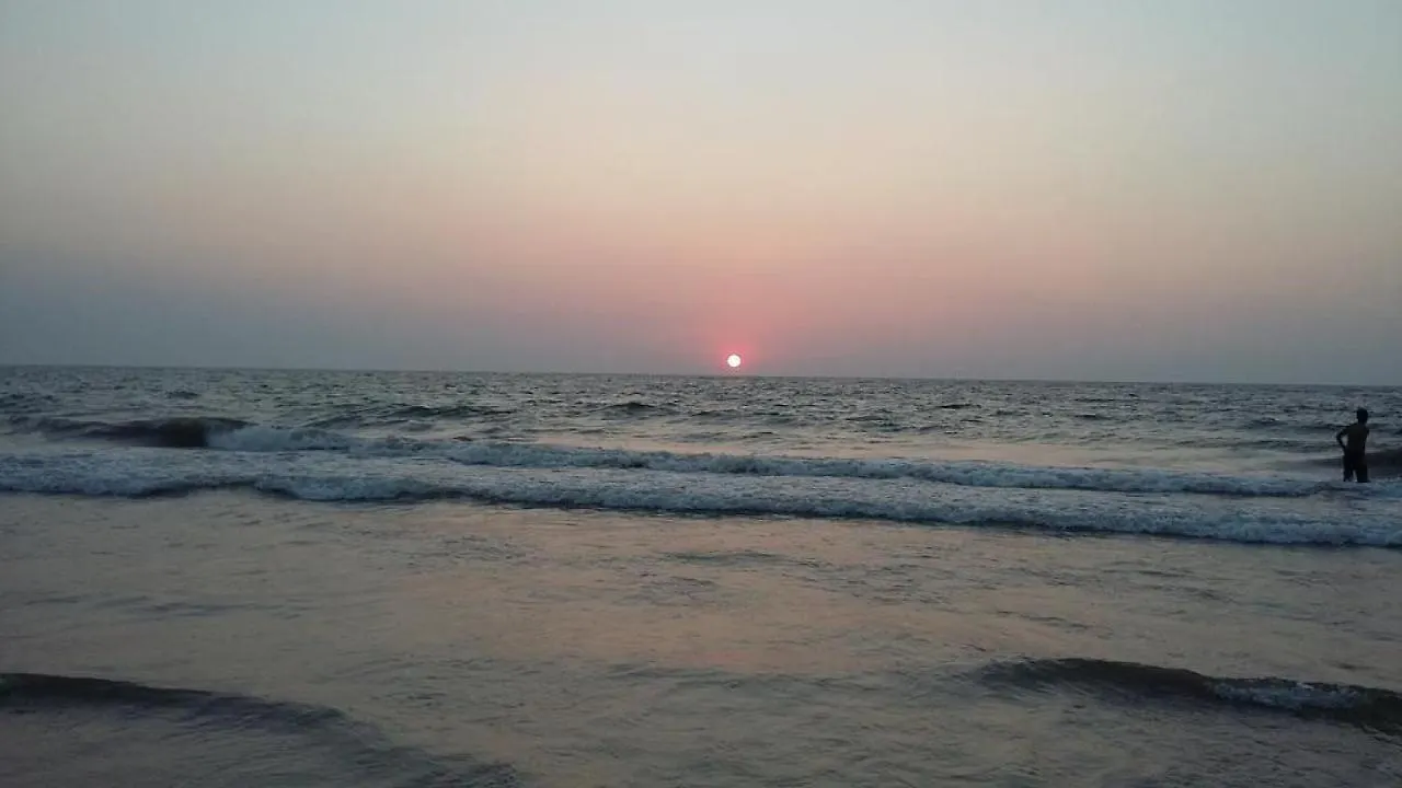 Tropic Inn - Mount Lavinia Watumulla 2*,  Sri Lanka