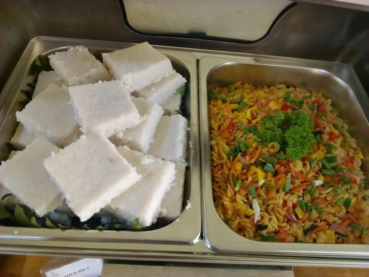 Tropic Inn - Mount Lavinia Watumulla